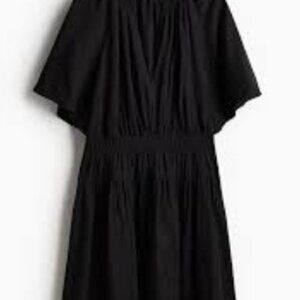 H&M Black Short Sleeve Smocked Waist Dress - Size - Large